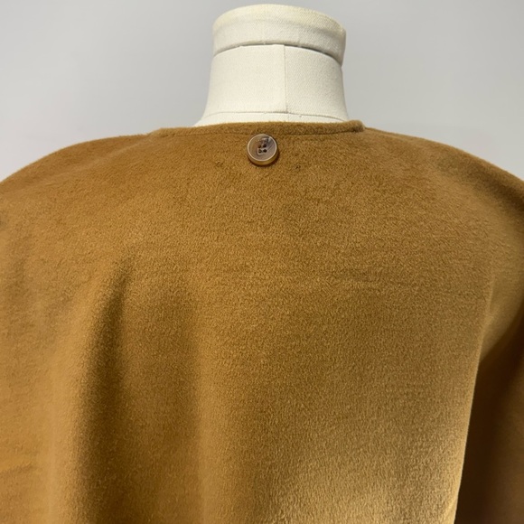 NWT Loft Sz XS luxuriously oversized wrap with removable scarf - Picture 9 of 12